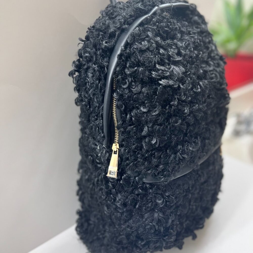 Sherpa / Faux Fur / Fuzzy Backpack / Plush Fur / Laptop Bag - Black - NWT - Picture 6 of 9